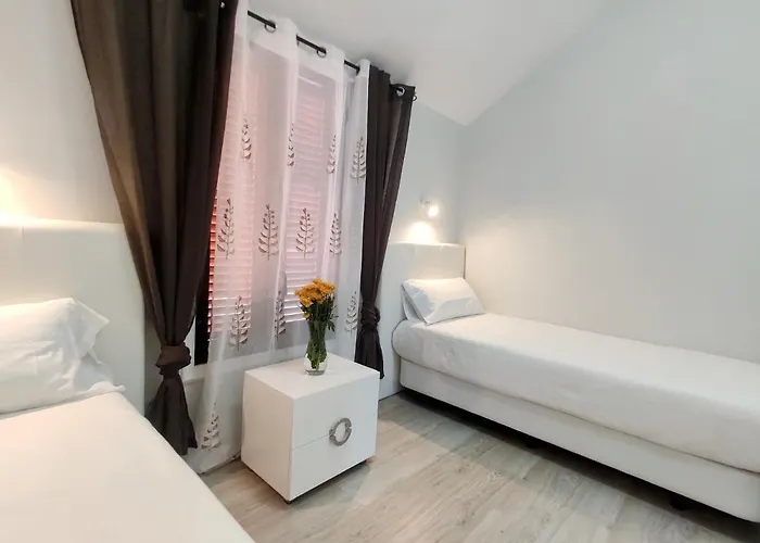 Parque Santiago 2 Ocean View