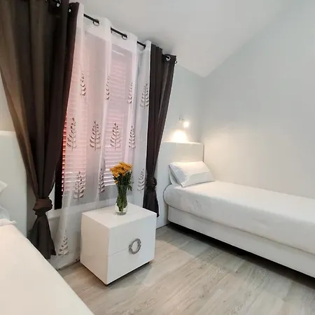 Parque Santiago 2 Ocean View